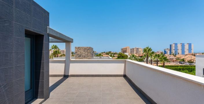 Image No.6-4 Bed Villa for sale