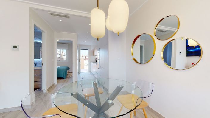 Image No.9-3 Bed Apartment for sale