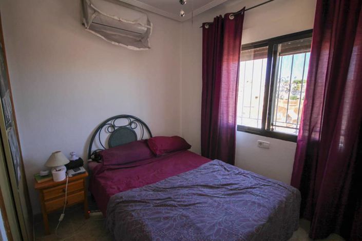 Image No.10-2 Bed Villa for sale