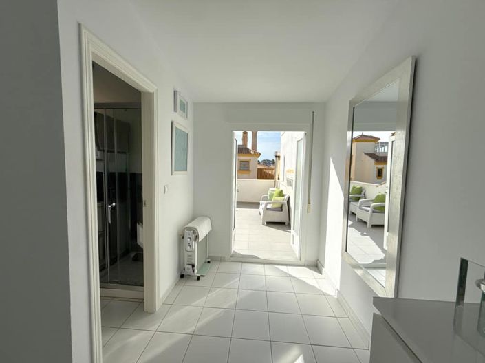 Image No.25-Villa for sale