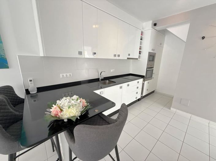 Image No.7-Villa for sale