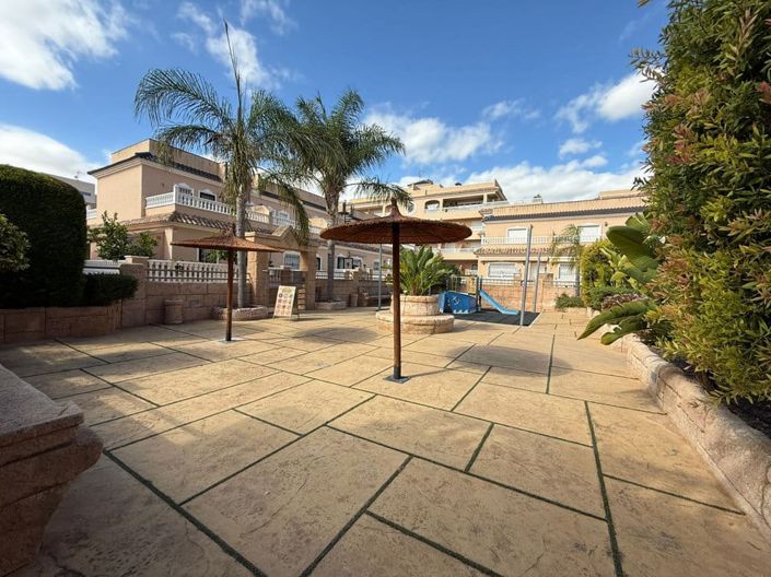 Image No.25-3 Bed Apartment for sale