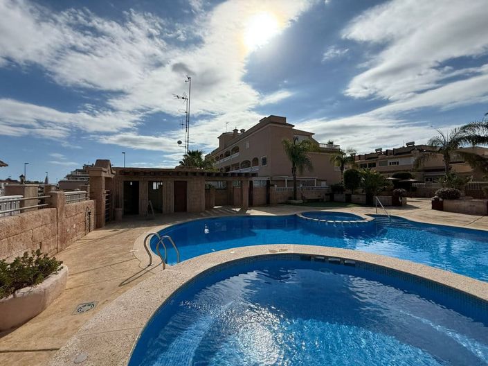 Image No.27-3 Bed Apartment for sale