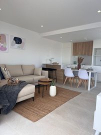 elisa-beach-2024-04-05-at-215652result