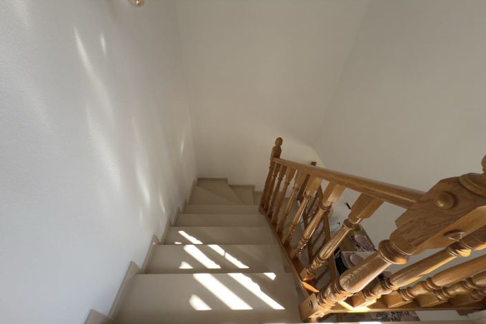 Image No.15-3 Bed Townhouse for sale