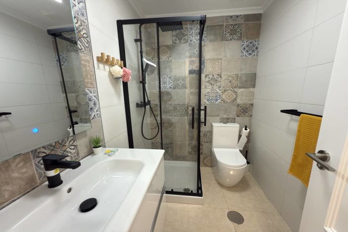 Image No.4-3 Bed Townhouse for sale