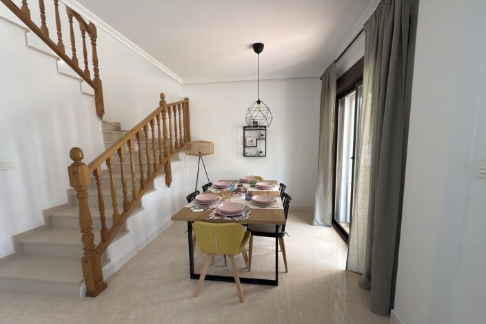 Image No.9-3 Bed Townhouse for sale