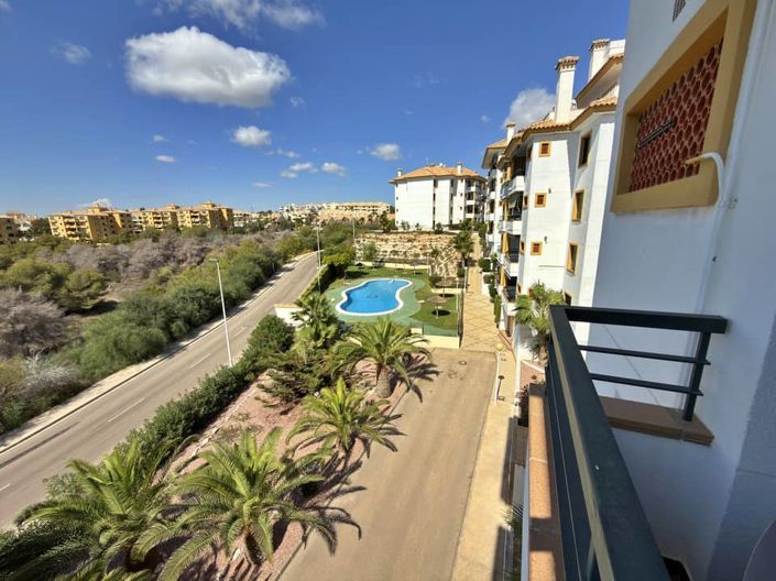 Image No.20-2 Bed Apartment for sale