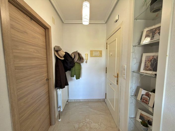 Image No.5-2 Bed Apartment for sale