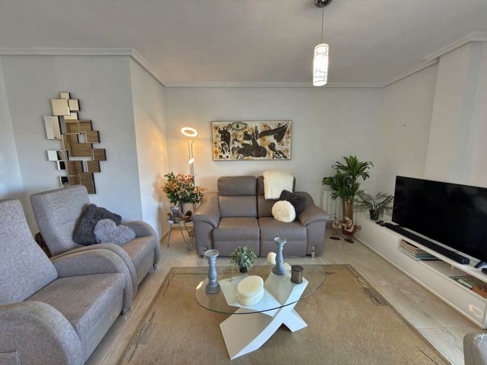 Image No.9-2 Bed Apartment for sale