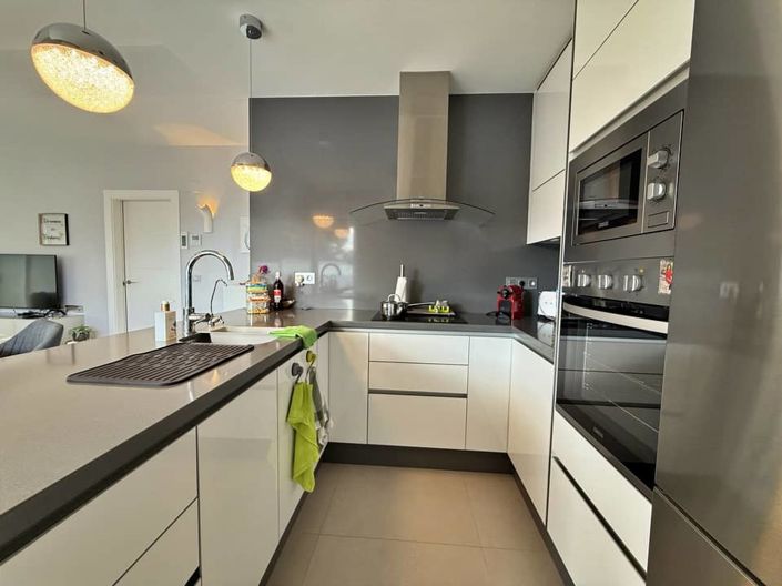 Image No.11-3 Bed Villa for sale