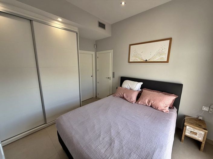 Image No.19-3 Bed Villa for sale