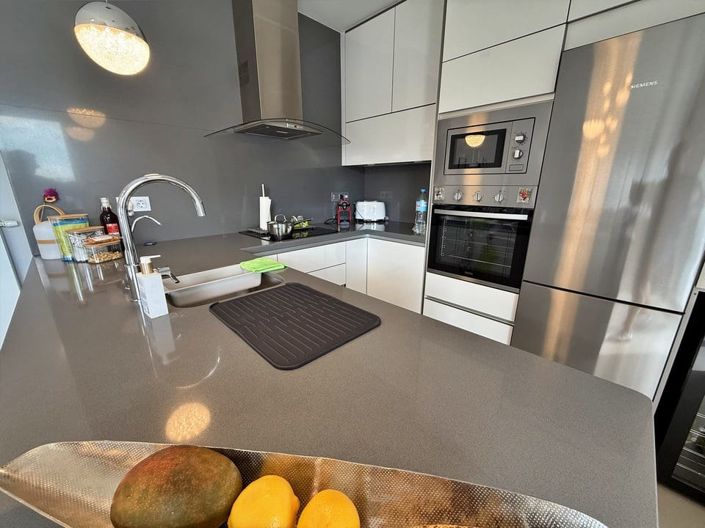 Image No.10-3 Bed Villa for sale