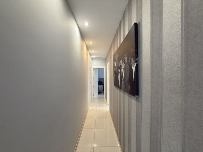 Image No.39-4 Bed Villa for sale