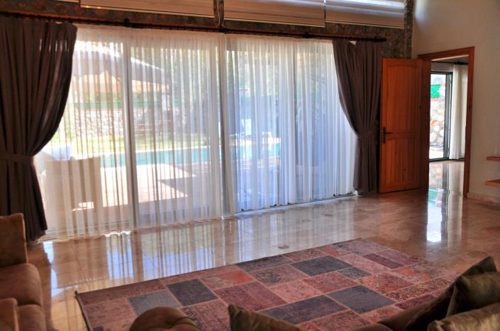 Image No.52-9 Bed Villa for sale