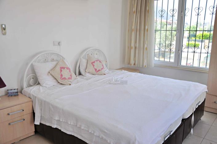 Image No.17-3 Bed Villa / Detached for sale