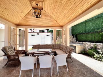 6a68873f-fa44-4493-912e-524a5cfa1113