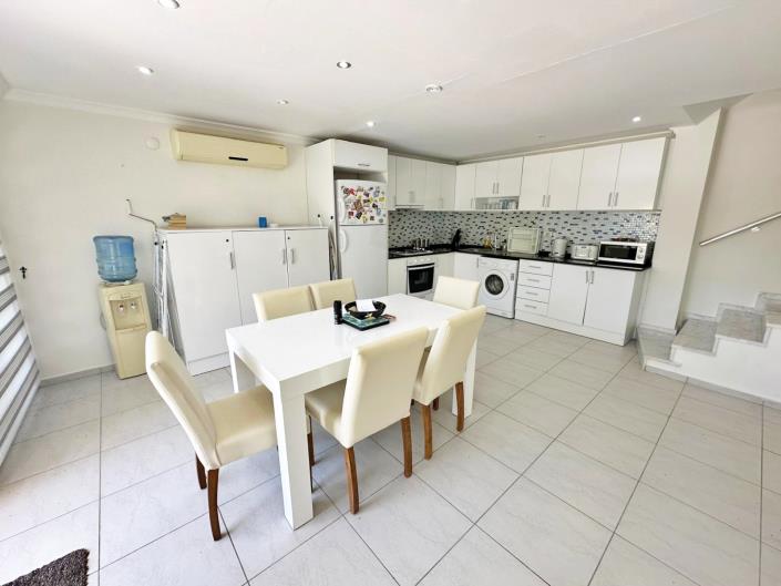 Image No.10-2 Bed Apartment for sale