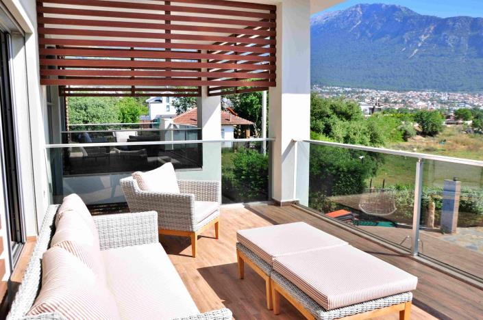 Image No.11-4 Bed Villa / Detached for sale