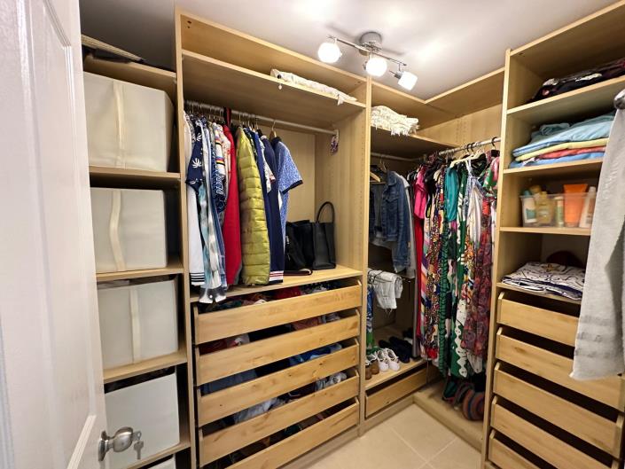 Image No.25-4 Bed Villa for sale