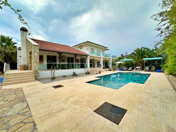 Image No.36-4 Bed Villa for sale