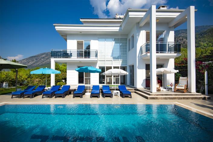 Image No.3-4 Bed Villa / Detached for sale