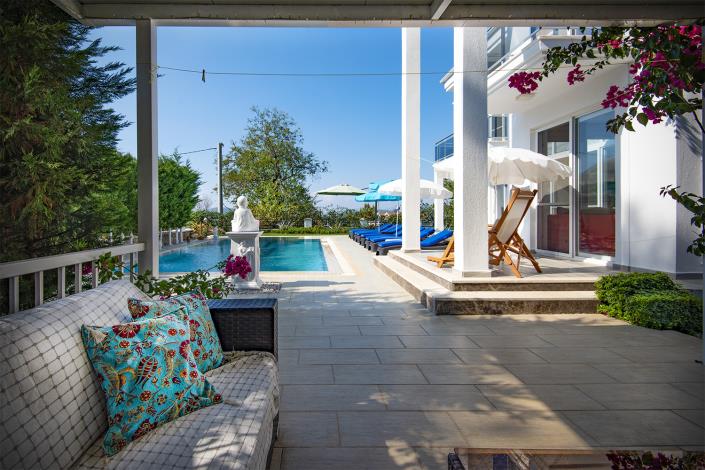 Image No.5-4 Bed Villa / Detached for sale