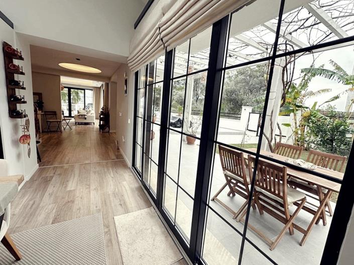 Image No.10-3 Bed Villa / Detached for sale