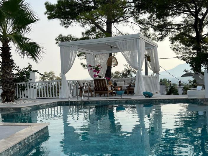 Image No.2-3 Bed Villa / Detached for sale