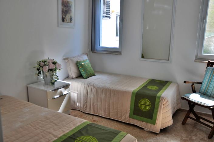 Image No.32-4 Bed Villa / Detached for sale