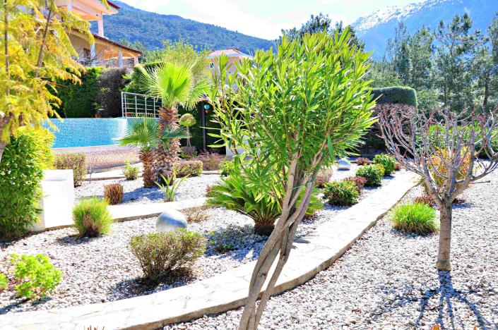 Image No.48-4 Bed Villa / Detached for sale