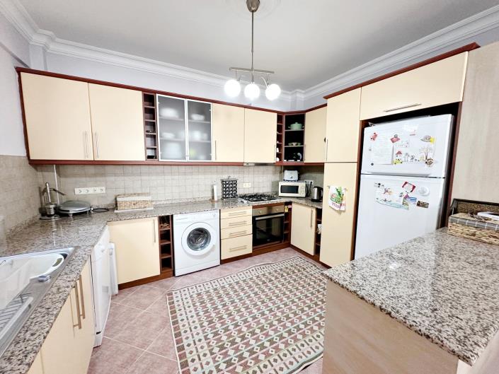 Image No.2-3 Bed Apartment for sale