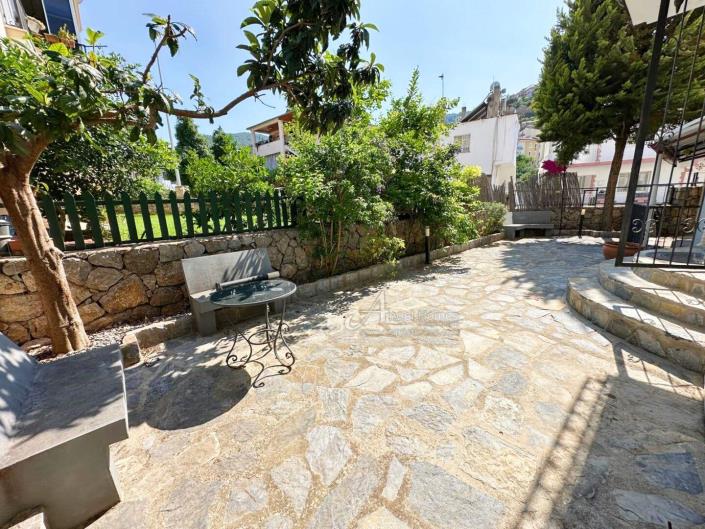 Image No.14-3 Bed Apartment for sale