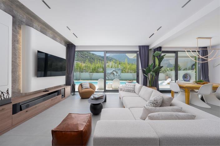 Image No.8-3 Bed Villa / Detached for sale