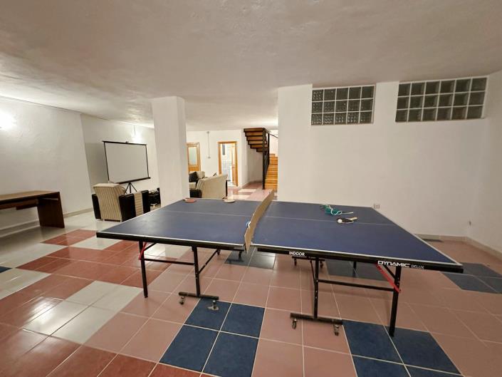 Image No.15-4 Bed Villa / Detached for sale