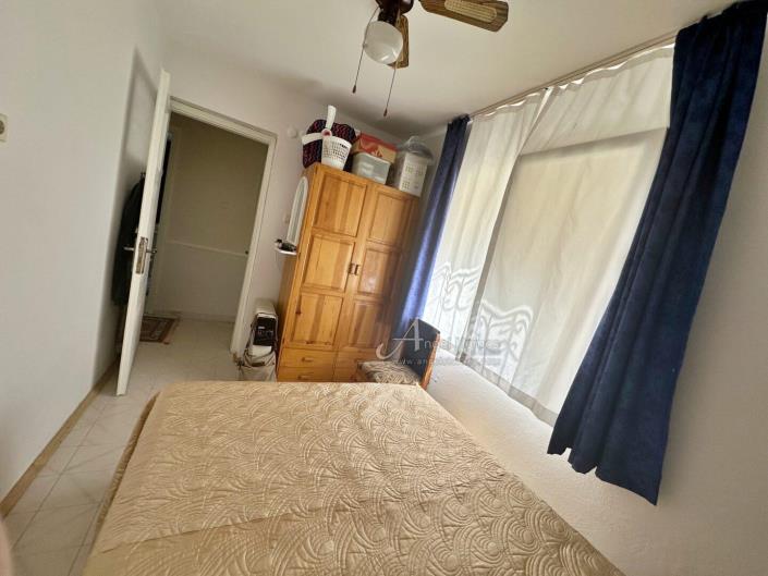 Image No.18-3 Bed Apartment for sale