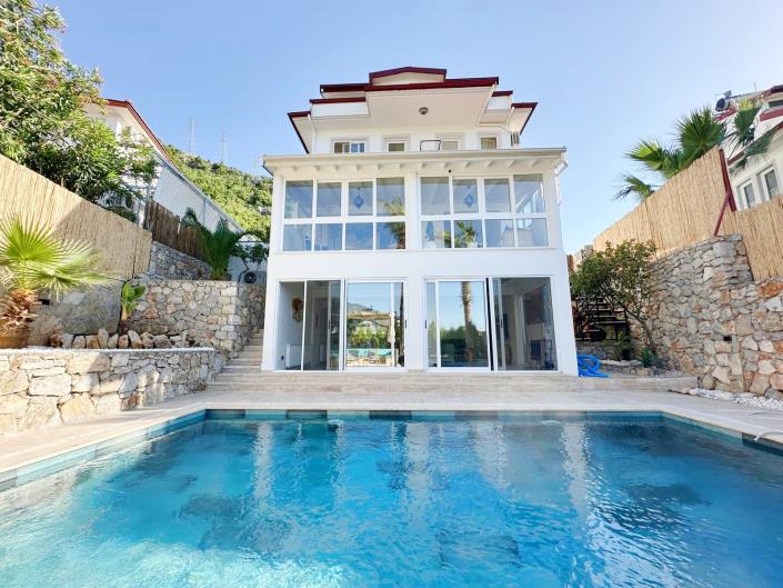 Image No.1-4 Bed Villa for sale