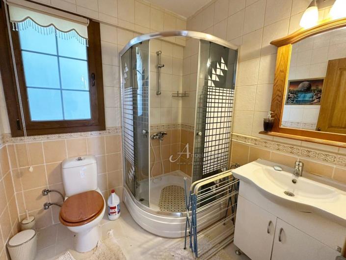 Image No.22-3 Bed Villa / Detached for sale