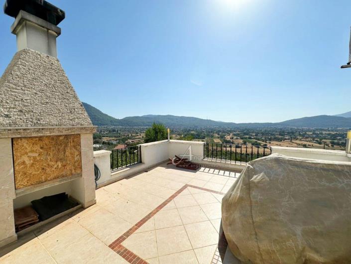 Image No.8-3 Bed Villa / Detached for sale