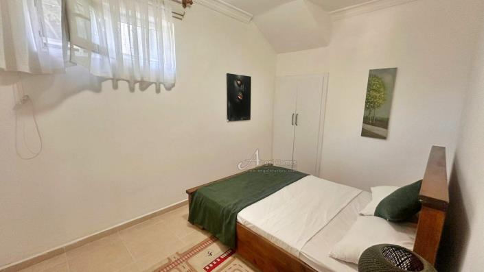 Image No.17-4 Bed Apartment for sale