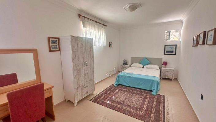 Image No.18-4 Bed Apartment for sale