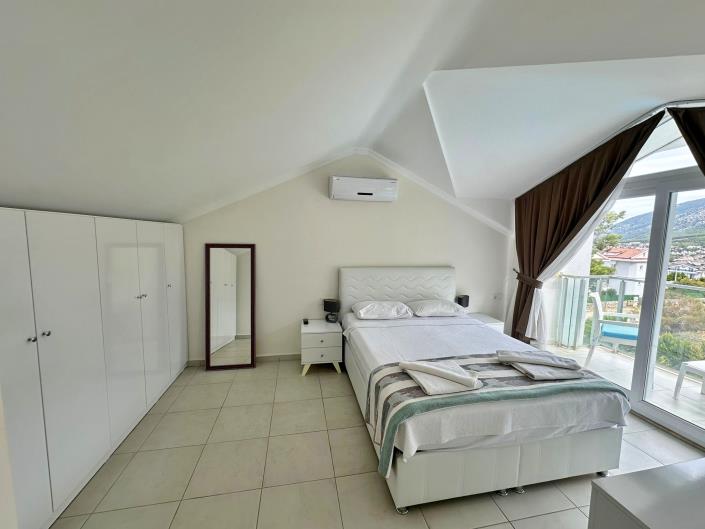 Image No.36-4 Bed Villa for sale