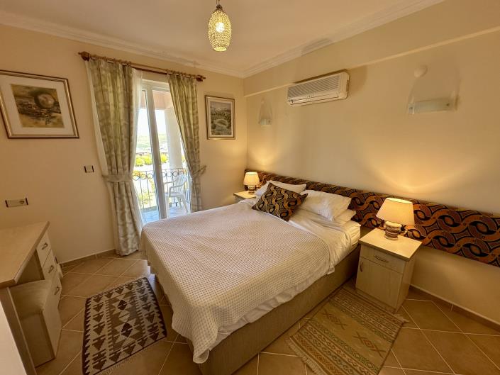 Image No.18-2 Bed Apartment for sale