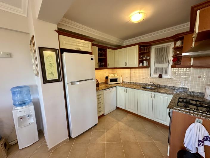 Image No.12-2 Bed Apartment for sale