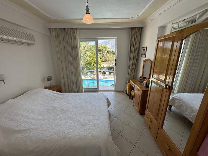 Image No.12-4 Bed Apartment for sale