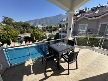 Media-49-CF60E48C-F499-4CC3-9531-8FAFE0E052D8