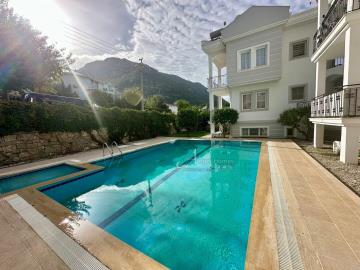 1e5fb9c4-da0f-4271-b44f-19816031b93d