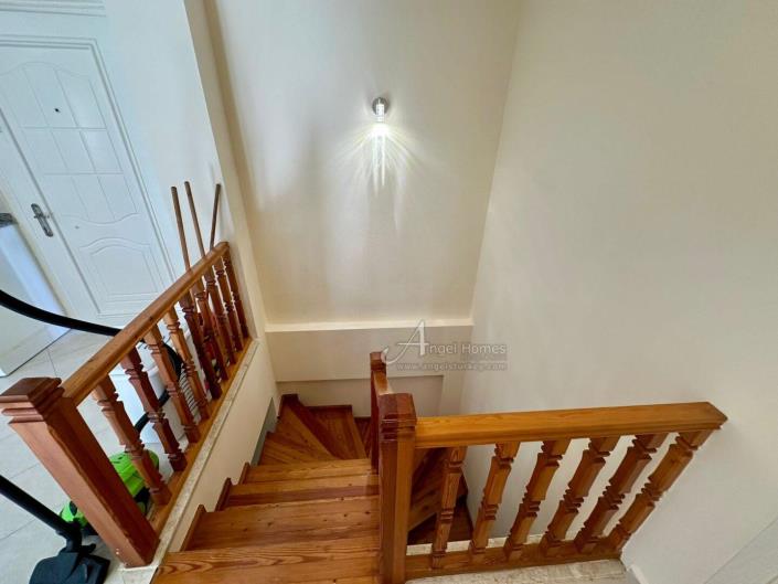 Image No.11-3 Bed Apartment for sale