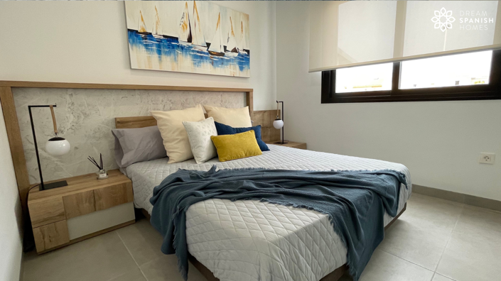 Image No.10-3 Bed Property for sale