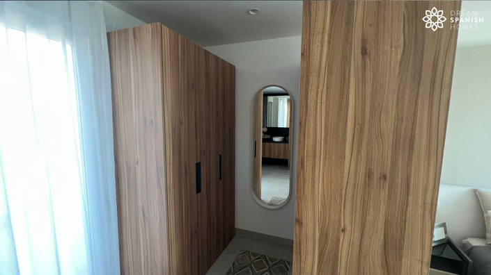 Image No.20-3 Bed House for sale